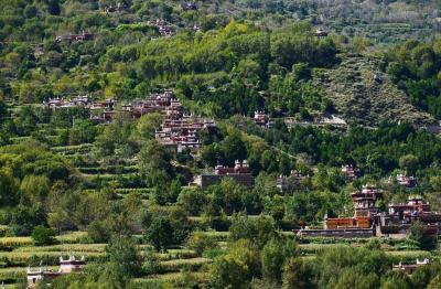 Jiaju Tibetan Village 